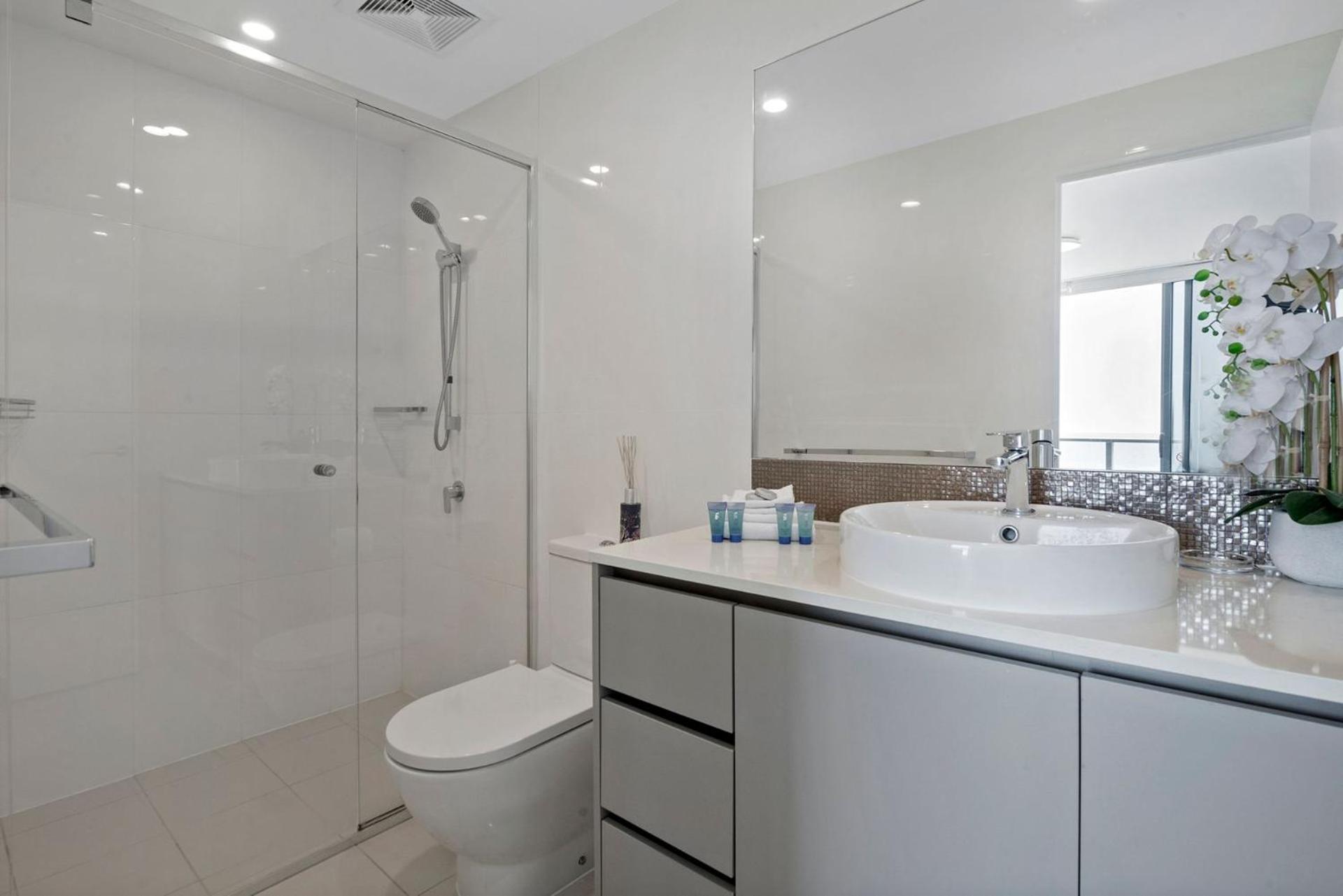 Rhapsody In The Sky 2 Bedroom - Coasthm